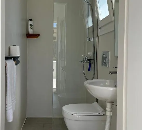 The Black Pig Апартаменты *