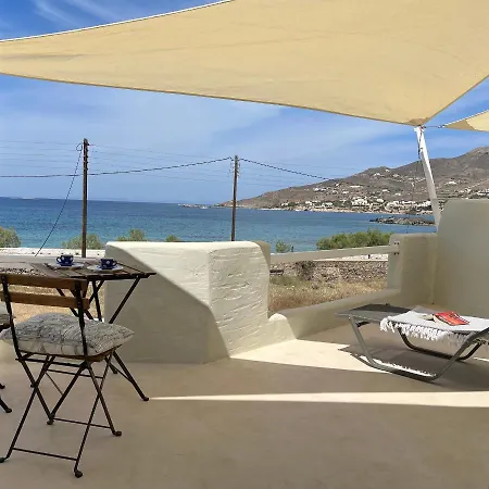 The Black Pig * Posidhonia (Syros)